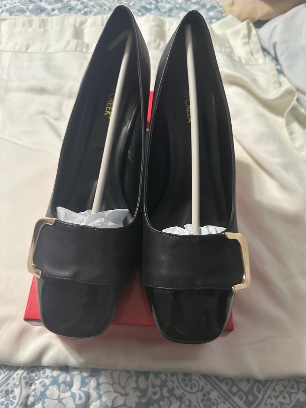 Ann Creek Black Women’s Heels with Gold Buckle size 11 M